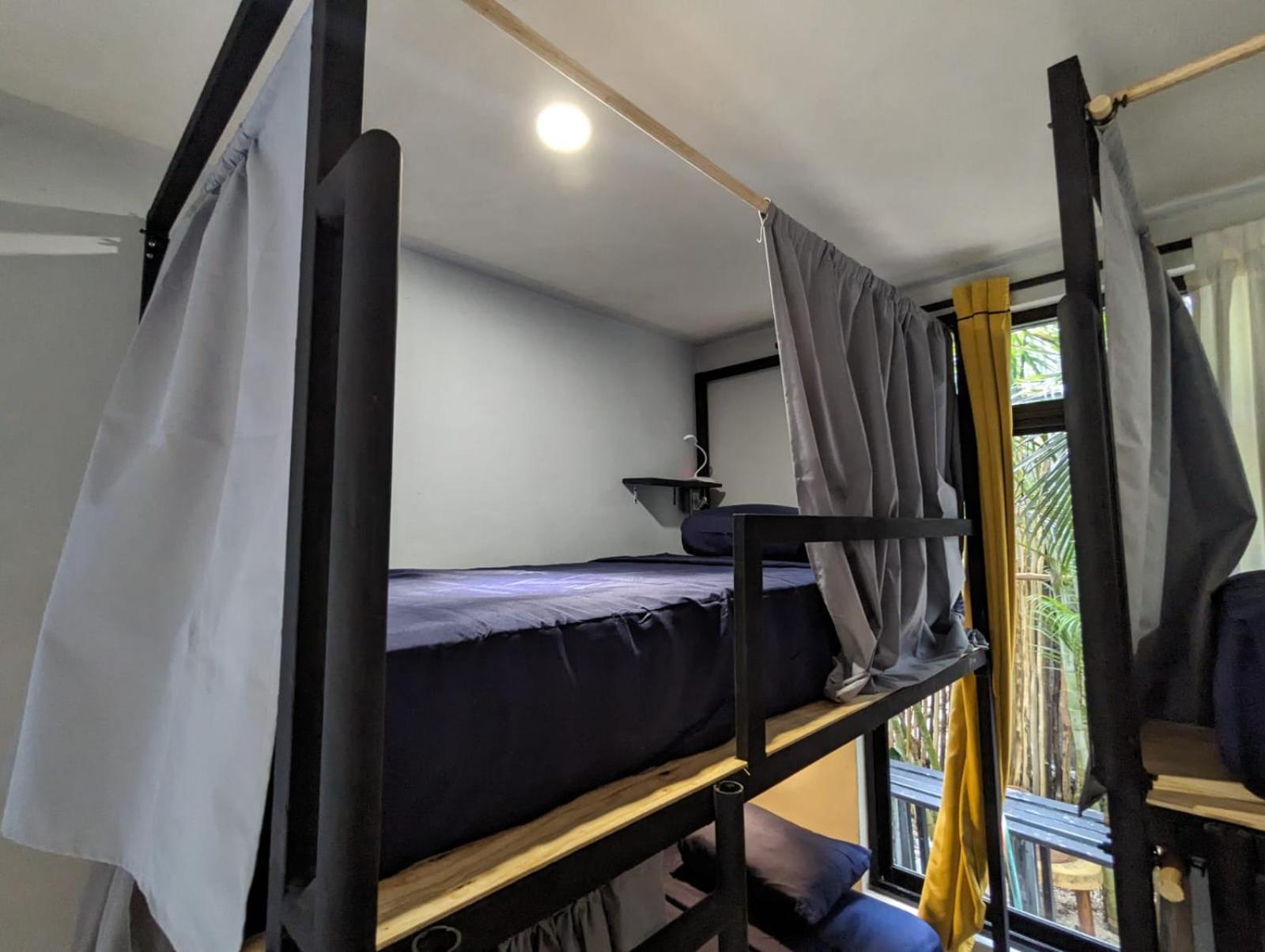 Maui Hostels ตูลุม ภายนอก รูปภาพ